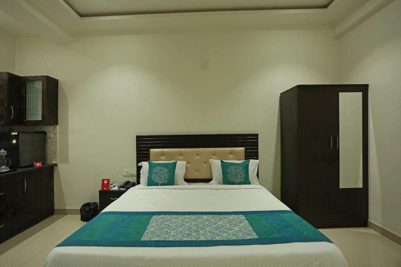 Anamsa Residency Hotel Vrindāvan Exterior foto