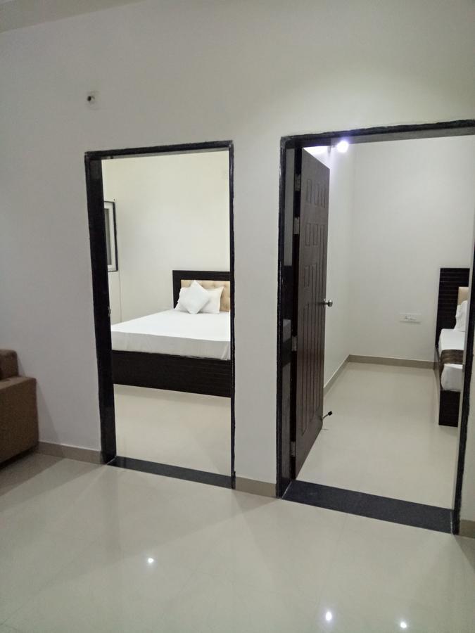 Anamsa Residency Hotel Vrindāvan Exterior foto